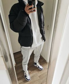 Style Outfits Men, Mens Winter Fashion Outfits, Black Men Fashion Casual, Drip Outfit Men, Black Men Street Fashion, Swag Outfits Men, Men Street Fashion, Outfits Streetwear