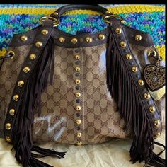 Excellent Condition Very Trendy And Stylish Authentic And Beautiful Chic Leather, Gucci Shoulder Bag, Limited Time, Bag Lady, Gucci, Shoulder Bag, Leather, Color