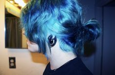 Blue Hair Goth, Short Blue Hair, Goth Hair, Emo Hair