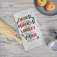 Funny Christmas Kitchen Tea Towel Christmas Towel Sayings, Funny Christmas Kitchen Towels, Kitchen Organizing Ideas, Christmas Tea Towels, Funny Tea Towels, Christmas Hand Towels, Kitchen Vinyl, Space Saving Kitchen, Christmas Stencils