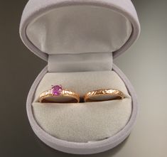 "This is an eye catching natural Peppermint Pink Ceylon Sapphire. 5 mm stone weighs about .55ct and is set in 14k rose gold. These are natural stones and may contain slightly visible inclusions but overall are quite clean and top color. The 3.25mm wide band has a vintage style Victorian floral pattern. Comes with a matching 2.5mm wide ring band. Sapphire Hardness is Mohs 9, second only to Diamond. I can make this ring in any size between 3 and 8. Specify your ring size in a \"note to seller\" at Wedding Jewelry Pink Sapphire With Diamond Cut, Wedding Pink Sapphire Jewelry With Diamond Cut, Rose Gold Pink Sapphire Jewelry For Wedding, Yellow Gold Round Cut Bridal Sets Gift, Rose Gold Jewelry With Brilliant Cut Pink Sapphire, Pink Gold Solitaire Wedding Jewelry, Pink Gold Solitaire Jewelry For Wedding, Rose Gold Pink Sapphire Wedding Jewelry, Pink Victorian Ruby Ring For Anniversary