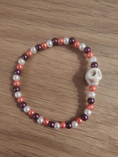 Unique handmade bracelets made with love 💕 Cute 💀 design Beaded Skull, Halloween Skull, Love Cute, Cute Design, Made With Love, Bead Bracelet, Handmade Bracelets, Bracelet Making, Cute Designs