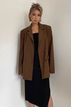 Item Type: TopsMaterial: Polyester. SpandexPattern: PlainNeckline: Lapel CollarSleeve Length: Long SleeveColor: Khaki. Black. Gray. BrownSize: S.M.L Size (CM): Length Bust Shoulder Sleeve S 68.5 108 40 59.5 M 70.5 112 41 60.5 L 72.5 116 42 61.5 Tailored V-neck Blazer With Buttons, Tailored V-neck Blazer, V-neck Office Blazer With Buttons, V-neck Blazer With Buttons For Business, Office V-neck Blazer With Buttons, Business V-neck Blazer With Buttons, Tailored V-neck Outerwear With Buttons, V-neck Blazer With Button Closure For Business, V-neck Business Blazer With Button Closure