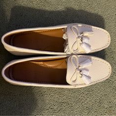 Ladies Cream Coach Leather Loafers Size 5.5b, These Are Brand New! Please Feel Free To Ask Any Questions! I Don’t Have The Original Box, But I Will Put Them In Another Coach Shoe Box For The Buyer! Thank You! Spring Slip-on Flat Boat Shoes, Casual Coach Slip-on Flats, Casual Tassel Loafers For Office In Spring, White Loafers With Removable Insole For Spring, Chic Coach Flats, Casual White Flats For Workwear, Casual White Flats For Work, Coach Classic Slip-on Loafers, Classic Coach Slip-on Loafers