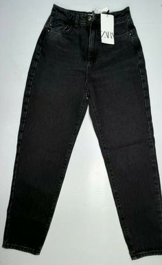 NEW Zara Classic Mom Fit Hi-Rise Ankle Length Black Denim Jeans Size 34/ US 2 Zara Black Jeans, Black Denim Jeans, Zara Black, Jeans Denim, Black Denim, Ankle Length, Levi Jeans, Denim Jeans, Black Jeans