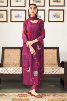 Purple kurta with applique and thread work. Paired with an embroidered sheer hem pant and embroidered dupatta. - Aza Fashions Kurta Pant Set, Applique Work, Embroidered Dupatta, How To Hem Pants, Straight Kurta, Women Kurta, Kurta With Pants, Thread Work, Muslin Cotton