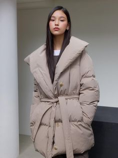 Composition : Shell POLY 64% COTTON 36% Lining POLY 100% Filling: Down 100% (down 80: feather 20)Color : BeigeCountry of Origin : Republic of Korea Beige Puffer Jacket For Winter Workwear, Winter Beige Puffer Jacket For Workwear, Beige Puffer Jacket With Padded Collar For Spring, Beige Puffer Jacket For Work In Fall, Beige Down Outerwear With Padded Collar, Beige Winter Workwear Puffer Jacket, Chic Beige Puffer Jacket For Winter, Chic Beige Puffer Outerwear, Chic Beige Winter Puffer Jacket