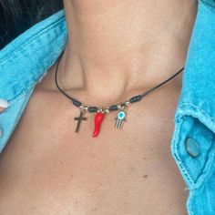 ✝️🌶️🪬 AMULET NECKLACE ✝️🌶️🪬  OUR AMULET NECKLACE HAS EVERYTHING YOU NEED: EVIL EYE - AMULET PROTECTION 🧿 CORNICELLO FORTUNE 🌶️ CROSS - GOD ✝️ THIS WILL BE THE AMULET YOU WILL ALWAYS WANT TO WEAR �🌶️🧿 SURPRISE YOUR SPECIAL PERSON WITH THIS UNIQUE ACCESSORY THEY WILL LOVE. ❤️🎁 🌶️ Characteristics: Material: black Synthetic leather Necklace Length:  choose your size (14, 16 , 18 inch) See measurement table in photo gallery Unique Red Chub Pendant, Evil aye charm, 14k goldplated Cross High q Italian Horn, Eye Gift, Amulet Necklace, Gift Bows, Leather Necklace, Accessories Unique, Evil Eye, Charm Necklace, Gifts For Women