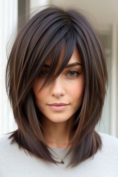 23  Best Gender Neutral Haircuts for 2025 13 Hairstyles For Your 40s, Midlength Haircuts With Layers Wavy Hair, Hairstyles For Moms Over 40, Hairstyles 40's For Women, Long Bob Haircuts 2025, Cool Mom Haircut, Hair In Your 40s, Haircuts For 40 Year Old Women, Shoulder Length Haircuts For Fine Hair