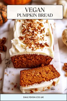 Vegan Pumpkin Bread Vegan Pumpkin Bread, Vegan Cream Cheese Frosting, Vegan Pumpkin Recipes, Cream Cheese Desserts, Vegan Cream, Vegan Cream Cheese