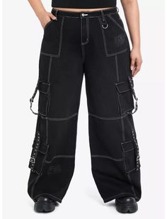 Black & White Contrast Stitch Destructed Carpenter Pants Plus Size Emo Cloth, Plus Size Men Outfits, Black Carpenter Pants, Girls Black Jeans, Plus Size Hot, Grunge Jeans, Baggy Cargo Pants, Slay All Day, Tall Hoodies