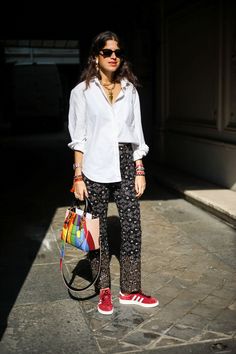 Snickers Outfit, Summer Men Outfit, Leandra Medine Style, Pfw Street Style, Outfits Primavera, Rockstar Girlfriend, Leandra Medine, Mens Fashion Edgy, Street Style Edgy