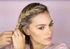 7 tutos coiffures pour les cheveux courts Evening Hairstyles, Long To Short Hair, Medium Long Hair, Short Hair Tutorial, Short Wedding Hair, Trending Haircuts, Easy Hairstyles For Long Hair, Long Hairstyles, Braids For Short Hair