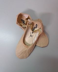 Ballet Routine, Fame Dr Clothes, Ballet Slippers, Ballet Dance, Beauty And The Beast, Dance Shoes, Slippers, Sport Shoes, Ballet