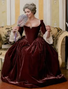 Weekly Reminder, 17th Century Fashion, 18th Century Dress, Rococo Fashion, Queen Dresses