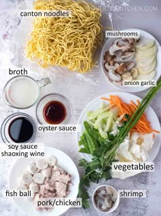 Pancit Canton Recipe Filipino, Filipino Lunch, Rice Noodles Recipes, Canton Noodles, Food Prep Bowls, Pilipino Recipe, Noodles Dishes