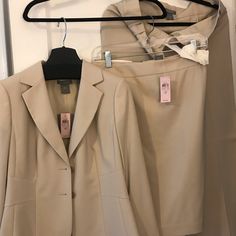 Ann Taylor Margo Tropical Wool Suit Petite Sz 2/4 - Color Neutral. Coat And Skirt New With Tags. Pants May Have Been Worn Once, But In Like New Condition. I Wasn't Sure How To List This, So Feel Free To Ask Questions Or Comment. Smoke Free/Pet-Friendly Home. Beige Tailored Sets For Workwear, Beige Workwear Sets For Spring, Beige Sets For Workwear In Spring, Spring Neutral Fitted Suits, Neutral Fitted Suit For Spring, Fitted Neutral Suits For Spring, Beige Skirt Suit For Spring Workwear, Coat And Skirt, Neutral Coat