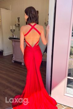 Red Prom Dresses Open Back, Tight Red Prom Dress, Bright Red Prom Dress, Red Mermaid Prom Dress, Red Prom Dress Long, Formal Prom Dresses Long, Long Fitted Dresses, Mermaid Style Dress, Red Mermaid