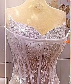 Funnel Corset, Simple Classy Wedding Dress, Wedding Dresses Vintage Princess, Beautiful Gown Designs, Diy Corset, Beautiful Bridal Dresses, Corset Sewing Pattern, Classy Wedding Dress