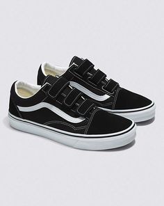 Velcro Vans, Canvas Shoe, Black Vans, Vans Shop, Kids Outerwear, Classic Shoes, Slides Shoes, Vans Classic, Mens Vans