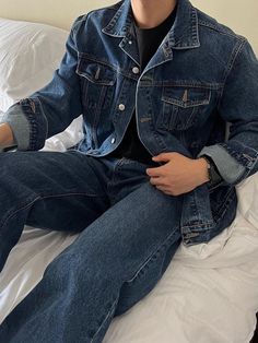 Jean Jacket Outfits Men, Guys Fashion Casual, Black Outfit Men, Mens Smart Casual Outfits, Trendy Boy Outfits, Aesthetic Outfits Men, Classy Outfits Men, Winter Fashion Outfits Casual, Mens Casual Dress Outfits