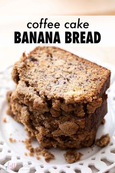 This Coffee Cake Banana Bread recipe is one of my best banana bread recipes of all time! This moist banana bread with brown sugar crumb cake topping is the best banana cake you'll ever try! Banana Bread With Brown Sugar, Coffee Cake Banana Bread, Crumb Cake Topping, The Best Banana Cake, Best Banana Cake, Cake Banana Bread, Food Fall, Muffin Flavors, Food Thanksgiving