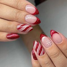 Handmade Candy Cane Snowflake Christmas Press on Nails - Glitter Red F Red Fingernails, Cutesy Nails, Press On Nail Kit, Christmas Press On Nails, Candy Cane Nails, Handmade Candy