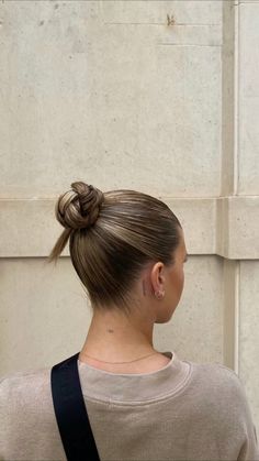 Slicked Back Hair, Hair Wax, Sleek Hairstyles, American Beauty, Dream Hair, Hairstyles For School, Aesthetic Hair, Trendy Hairstyles