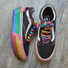 New Without Box. Size 4 Mens/Kids Or 5 5 Women. Platform. Multi Colored. Glitter. Old Skool Vans. Trendy Multicolor Glitter Sneakers, Casual Multicolor Glitter Sneakers, Multicolor Sneakers For Spring Party, Multicolor Casual Party Sneakers, Casual Multicolor Party Sneakers, Pink Glitter Sneakers For Streetwear, Multicolor Low-top Party Sneakers, Vans Authentic Platform, Vans Platform