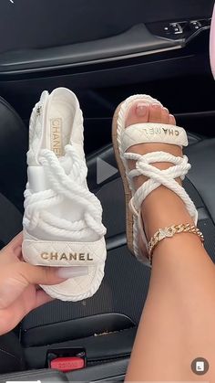 Sandals Chanel, Pretty Sandals, Shoes Heels Classy, Chanel Sandals