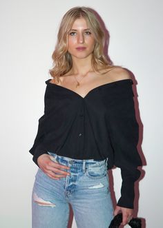 Oversized Black Tops With Buttons, Oversized Black Top With Buttons, Trendy Button-up Tops For Night Out, Chic Fall Tops With Snap Buttons, Edgy Collared Tops For Fall, Edgy Collared Tops For Spring, Casual Oversized Tops For Night Out, Chic Spring Tops With Snap Buttons, Chic Snap Button Tops For Spring