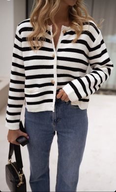 Cardigan Outfit, Cardigan Outfits, 가을 패션, Striped Cardigan, Inspiration Mode, Fashion Mode, Looks Style, Striped Knit