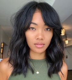 Shaggy Bobs, Styles For Medium Length Hair, Medium Length Hair With Bangs, Hairstyle Ideas Easy, Side Bangs Hairstyles, Bangs With Medium Hair, Trendy Hairstyle, Easy Hairstyle, Shoulder Length Hair Cuts