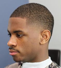 Haircut Black Man, Taper Fade Black Men, Men With Gray Hair, Fade Black Men, Low Fade Haircut Men's, Salt Pepper Hair, Temp Fade Haircut