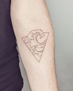 Fineline geometric wave and triangle tattoo Wave In Triangle Tattoo, Geometric Sea Tattoo, Minimalistic Wave Tattoo, Fineline Wave Tattoo, Wave Tattoo Minimal, Geometric Wave Tattoo, Wave Tattoo Men, Waves Tattoo Minimalist, Ocean Waves Tattoo