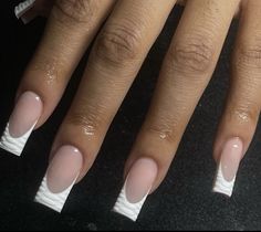 Bubble French Tip Nails, French Tip Nails Medium Length, Nails Inspiration Square, Medium Acrylic Nails, Tapered Square Nails, Short Acrylic Nails Designs