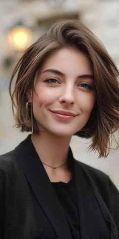 Keep your look fresh in 2024 with 31 variations of the Italian Bob Haircut. Each style is perfectly suited for those who value both style and simplicity. Heavy Bob Haircut, Italian Bob 2024, Italian Haircut, Italian Bob Haircut, Bob Haircut Styles, Italian Bob, Sleek Short Hair, Chubby Face Haircuts, Long Bobs