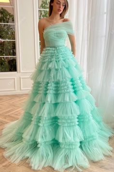 Elegant Feminine Outfits, Pretty Frocks, Teuta Matoshi, Cinderella Dress, Romantic Fashion, One Shoulder Prom Dress, Tulle Balls, Flowy Dresses, Dress With Pleats