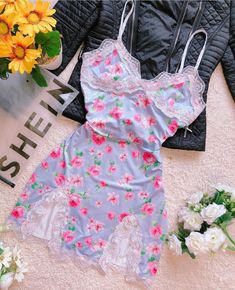 Lazy Girl Outfits, Sleeping Outfits, 2000s Fashion Trends, Hello Kitty Clothes, Womens Wedding Dresses, Lazy Outfits, Cute Pajamas