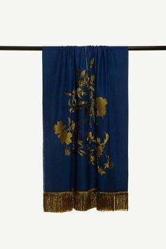 Product Details: Style Name: Floral Embroidered Scarf Material: 70% cashmere 30% silk Size: 80X200cm Weight: 56g Product number: SS22AW06 Made in Nepal Silk Tassels, Embroidered Scarf, Wool Embroidery, Scarf Material, Dress Trousers, Cardigan Tops, Mens Trousers, Nepal, Sweater Cardigan