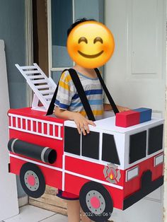 DALI'S DECOPAX Firetruck Costume, Sandwiches Healthy, Sandwich Combinations, Firefighter Crafts, Vegetarian Sandwich Recipes, Healthy Sandwich, Cardboard Costume