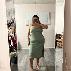 Brand New, Stretchy, Relaxed Fit Casual Green Slip Dress For Date Night, Casual Green Slip Dress For Brunch, Casual Sleeveless Midi Dress By H&m, H&m Casual Sleeveless Midi Dress, H&m Sleeveless Midi Dress For Daywear, Casual H&m Midi Dress For Daywear, Casual Daywear Midi Dress By H&m, H&m Casual Midi Dress For Daywear, Sleeveless Midi Dress For Day Out By H&m