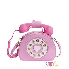 When you call let him know he better answer, because we hungry, need some money, want our hair did & anything else we want!! Lol so let them know with our pick up the phone hand bag available in variety of colors Classic Phones, Clown Clothes, Wardrobe Goals, Everyday Purse, Retro Phone, Casual Tote Bag, Women Crossbody Bag, Phone Purse, Bright Colored