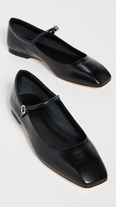 AEYDE Uma Flats | SHOPBOP Black Ballerina, Mary Jane Flats, Shoe Obsession, Toe Designs, Black Flats, Beautiful Shoes, Cute Shoes, Fashion Item, Mary Janes