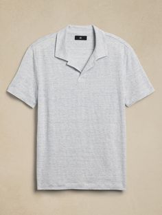 This linen polo is specially washed for softness, the better to enhance linen's natural ability to stay cool and fresh, even in heat and humidity.  Standard fit.  Johnny collar (no buttons).  Straight hem with vented sides.  Standard fit.  Short sleeves.  Hip length.  Model: Size M, 6'2" (188cm). Linen Polo Shirt, Johnny Collar, Stay Cool, Hip Length, Blue Stripes, Fashion News, Banana Republic, Polo Shirt, Light Blue