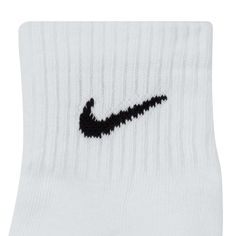 The Nike Everyday Cushioned Quarter Socks feature a ribbed arch band for a snug fit for your everyday adventures. The thick terry sole provides comfort and impact absorption for your workouts, and the sweat-wicking fabric keeps your feet dry and comfortable. The straightforward Nike Swoosh on the upper adds a sporty look. Quarter design covers ankle. Dri-fit technology keeps your feet dry. Reinforced heel and toe for durability. Arch compression offers a snug, breathable fit. Fabric: cotton, pol White Nike Socks, Nike Socks, Nike Kids, Black White Fashion, Sporty Look, Ankle Socks, White Nikes, Favorite Things List, Dri Fit