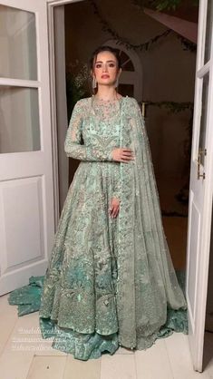 Mehndi Outfits, Pakistani Fashion Party Wear, Bridal Dress Fashion, Pakistani Bridal Dresses