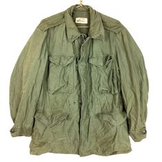 Vintage Us Military Field Jacket Small Green Vietnam Distressed 60s 70s Size/Measurements (Based in inches) Size - Small Pit to pit - 22" Length - 29" Shoulder to cuff - 24" Condition / Details Missing tag Vintage fading to the original color of the fabric Missing inner lining Minor distressing on right cuff Stains found on front, on back and on both sleeves Missing button on right cuff Combined Shipping: We provide combined shipping, please contact us for a quote Retro Spring Outerwear With Pockets, Retro Outerwear With Patch Pockets For Outdoor, Retro Outerwear With Patch Pockets For Spring, Retro Spring Outerwear With Patch Pockets, Vintage Khaki Outerwear With Patch Pockets, Retro Cotton Outerwear With Flap Pockets, Vintage Green Utility Jacket For Outdoor, Retro Utility Jacket With Patch Pockets, Retro Long Sleeve Utility Jacket For Outdoor