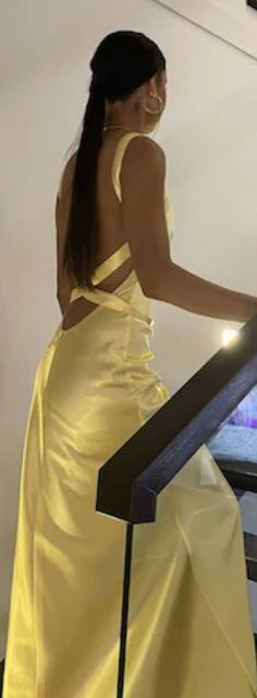 Yellow And Pink Prom Dress, Dress Variations, Yellow Formal Dress, Prom Dresses Yellow, Classy Prom Dresses, Preppy Dresses, Prom Dress Inspiration, Pretty Prom Dresses, Formal Party Dress