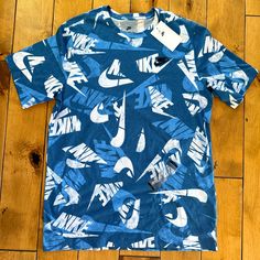 Men’s Nike 2021 New With Tags L-Tall T-Shirt All Over Logo S Logo, Logo Shirt, Nike White, Nike Shirts, White Nikes, Men's Nike, White Blue, Nike Men, Blue White